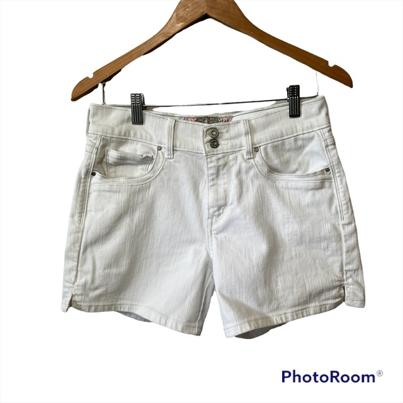 Levi's Pants - Levi's Women's White Cotton Hi Rise Cotton Stretch Denim Jean Shorts 6 Euc